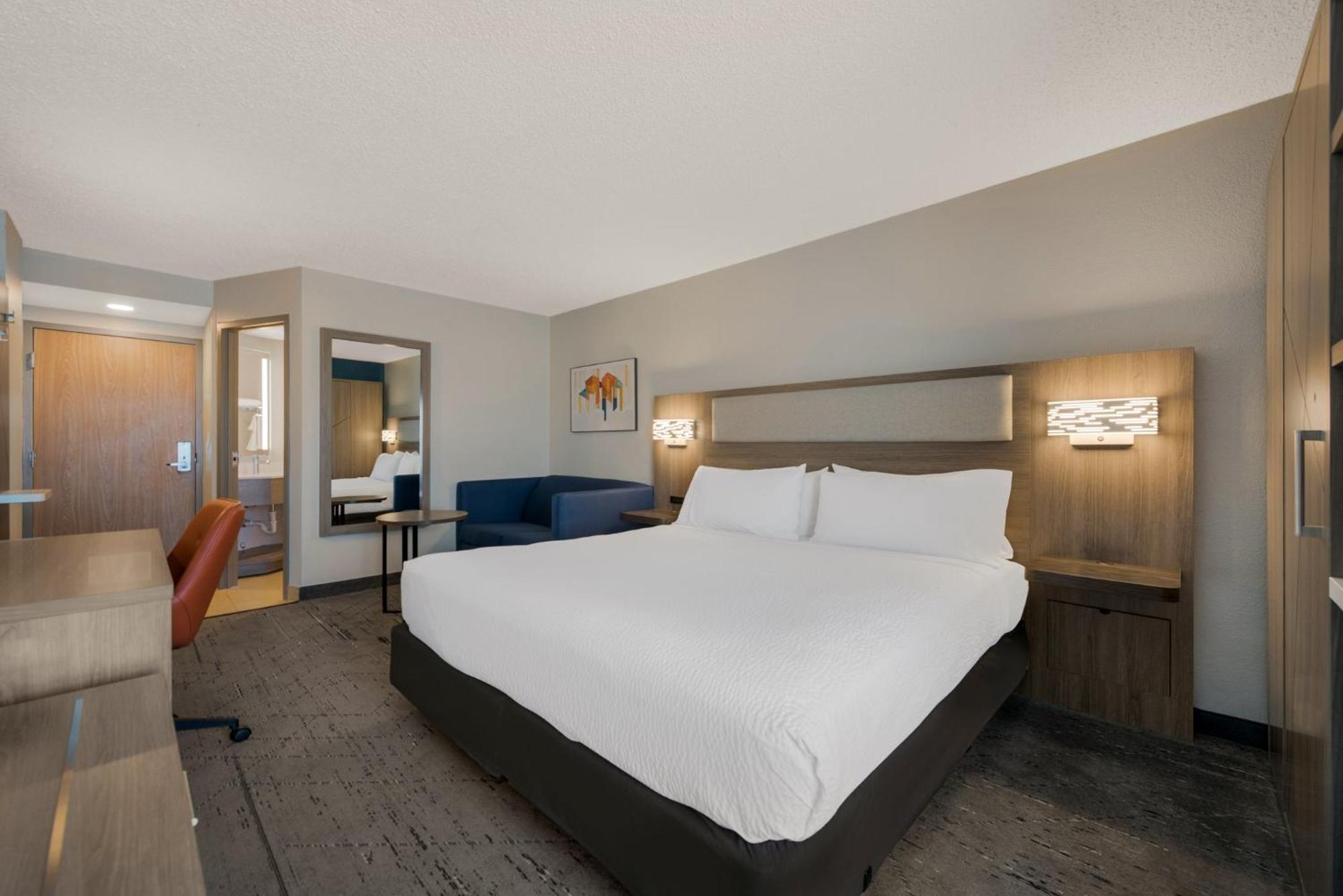 Holiday Inn Express Hotels- Hampton By Ihg Exterior foto
