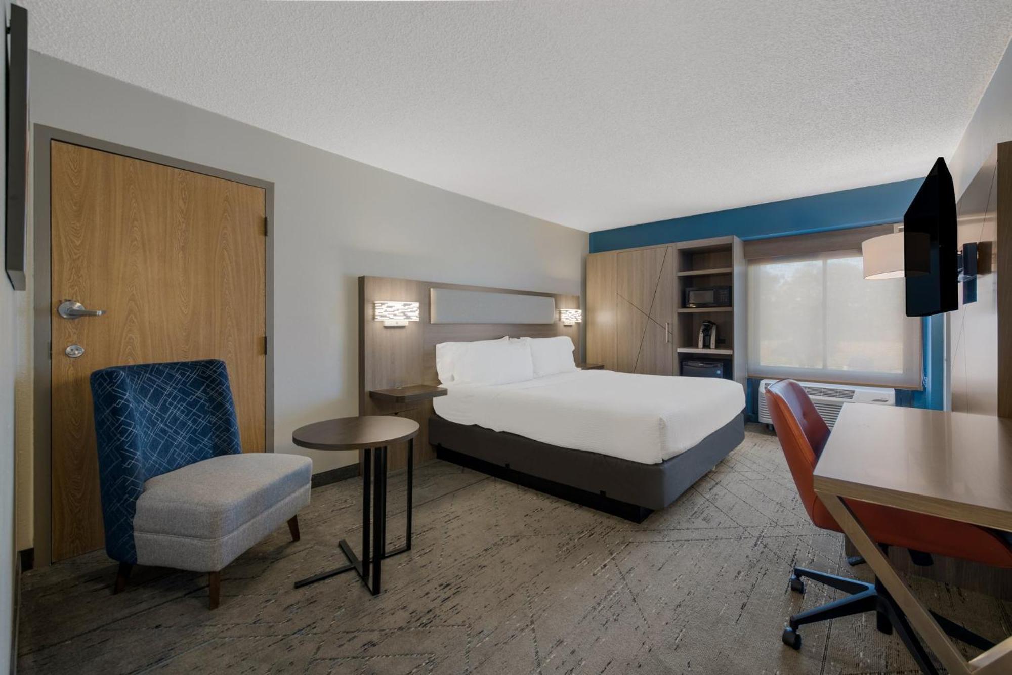 Holiday Inn Express Hotels- Hampton By Ihg Exterior foto